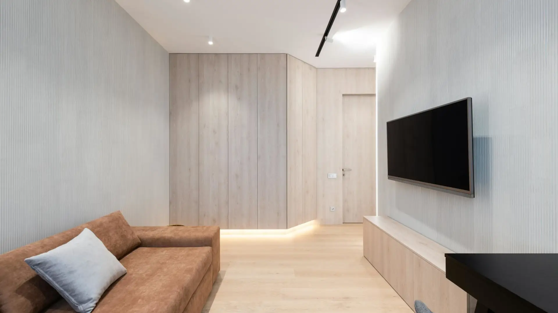 Data & TV Mounting Service Dublin